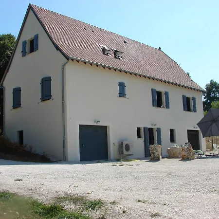 Chez Leontine Grand Holiday home