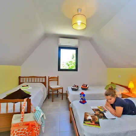 Chez Leontine Grand Holiday home